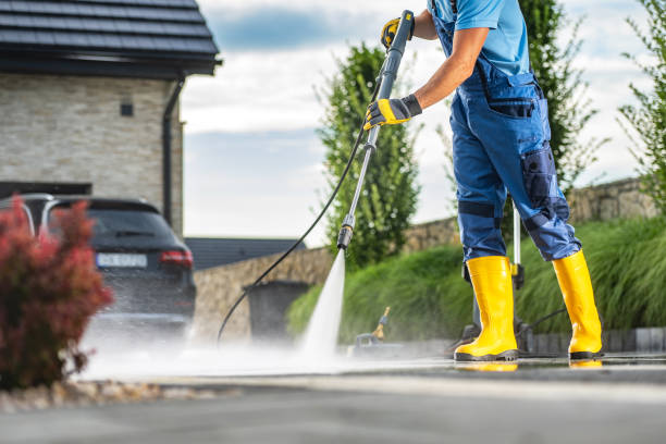 Best Pool Deck Cleaning  in Martinez, GA